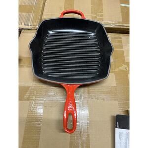 Le Creuset Enameled Cast Iron Signature Square Skillet Grill, 10.25", Cerise